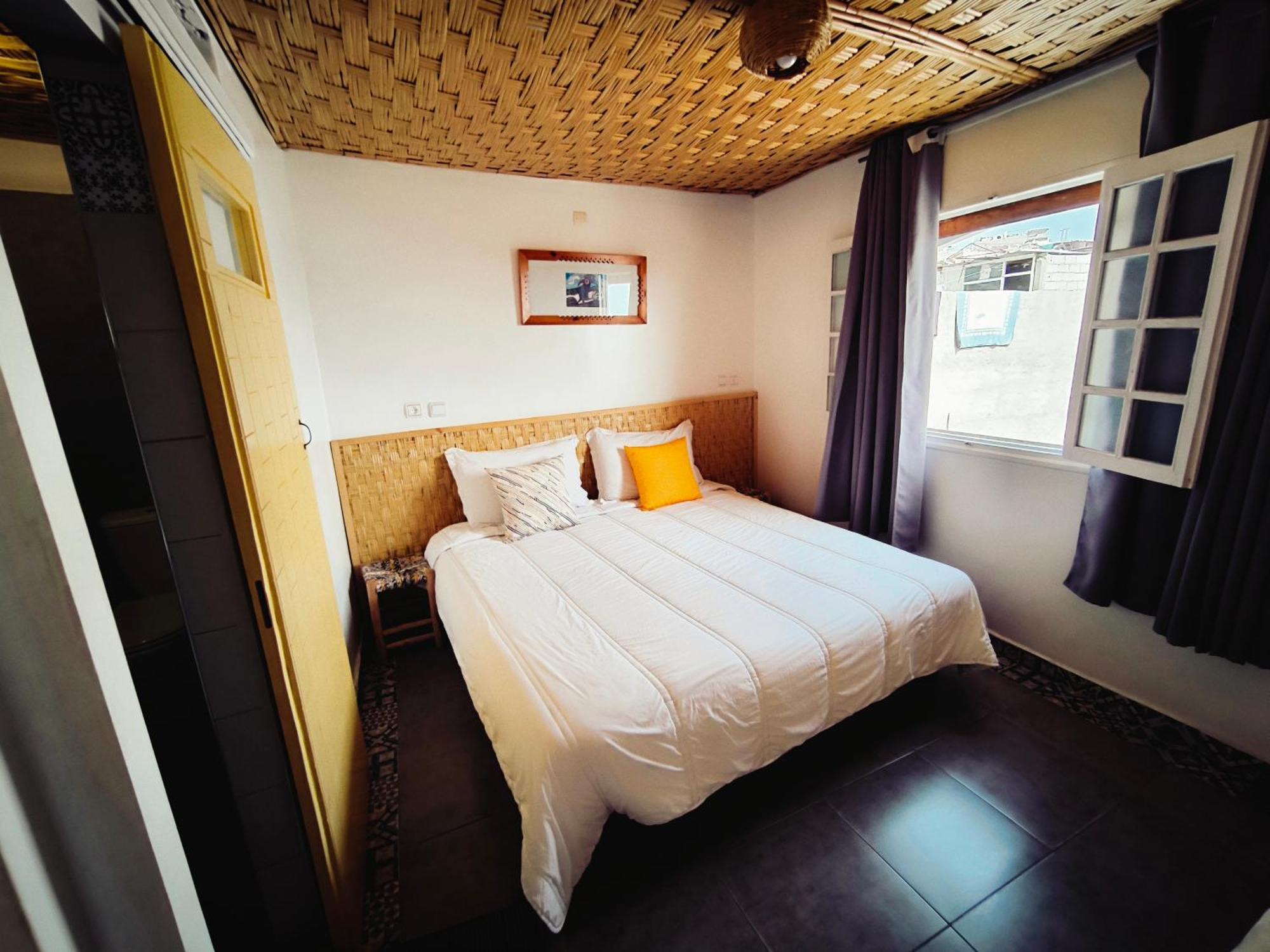 Bigblue Surf Hostel & Coworking Space - Taghazout (Adults Only) Azazoul Exterior photo